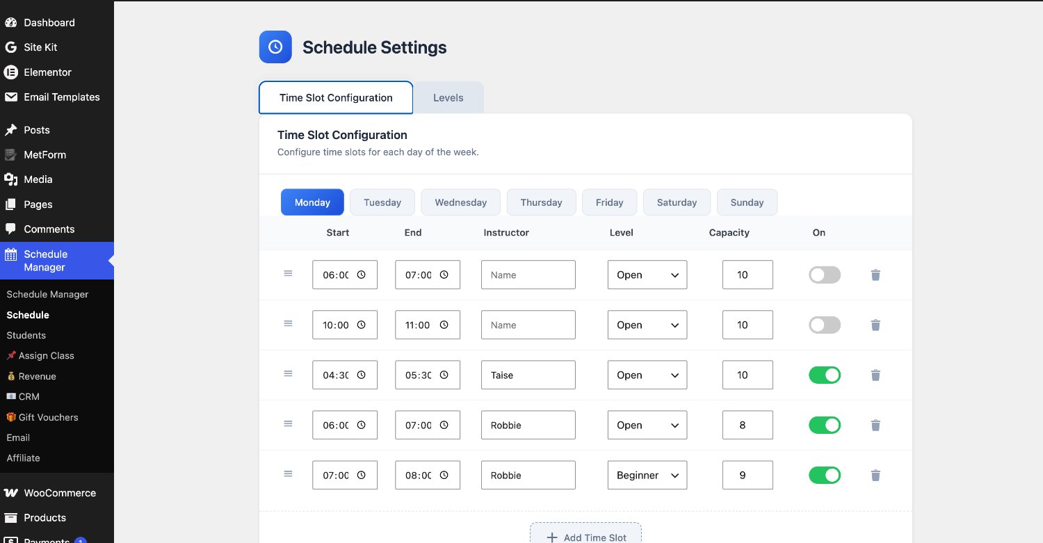 Time slot configuration: start, end, instructor, level, capacity and on/off toggle for each day
